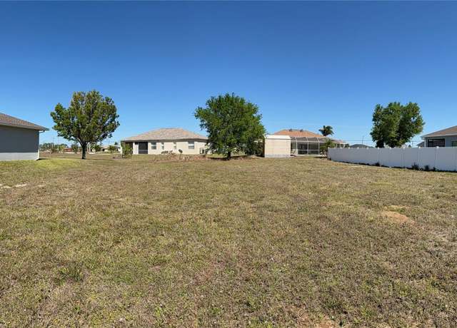 Property at 1405 NE 34th St, Cape Coral, FL 33909