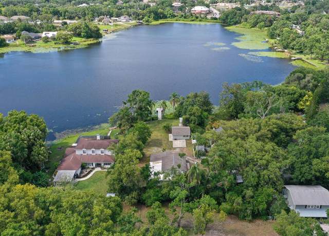 Property at 2814 W Humphrey St, Tampa, FL 33614, 6 beds, 5 baths
