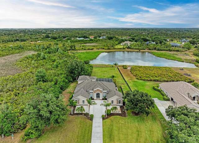 Property at 8103 Snowy Egret Pl, Bradenton, FL 34202, 4 beds, 3.5 baths