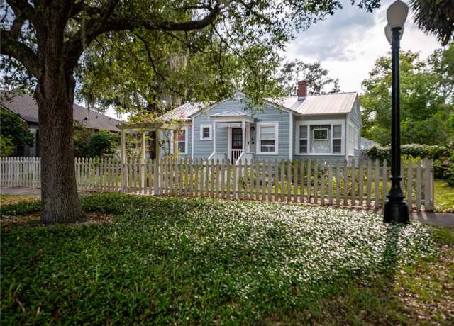 Property at 1102 S Oak Ave, Sanford, FL 32771, 2 beds, 1 bath