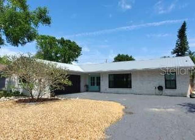 Property at 8258 Forest Cir, Seminole, FL 33776, 3 beds, 2 baths