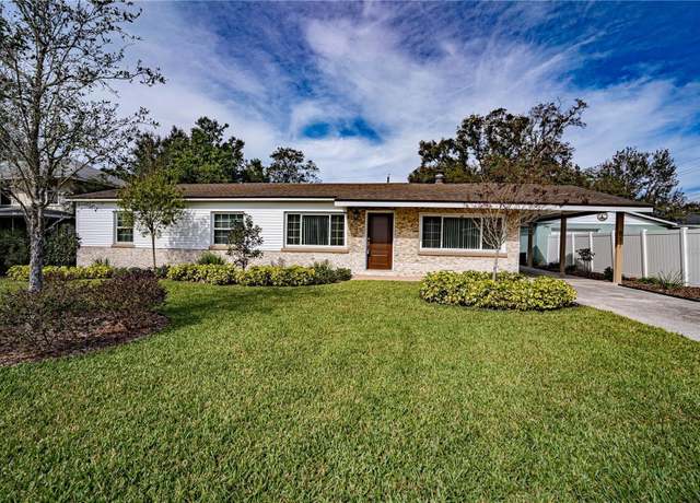 Property at 811 Bonnie Dr, Lakeland, FL 33803, 4 beds, 2 baths