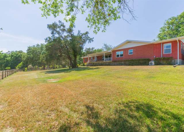 Property at 34211 Blanton Rd, Dade City, FL 33523, 4 beds, 4 baths