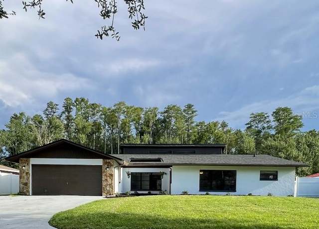Property at 4545 Debbie Ln, Lutz, FL 33559, 4 beds, 2.5 baths