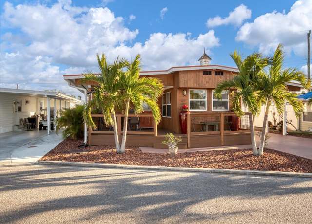 Property at 2216 Pennsylvania Ave, Bradenton, FL 34207, 2 beds, 1 bath