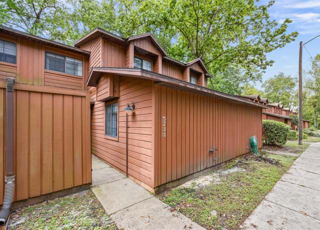 Property at 5733 SW 10th Pl, Gainesville, FL 32607, 2 beds, 2 baths
