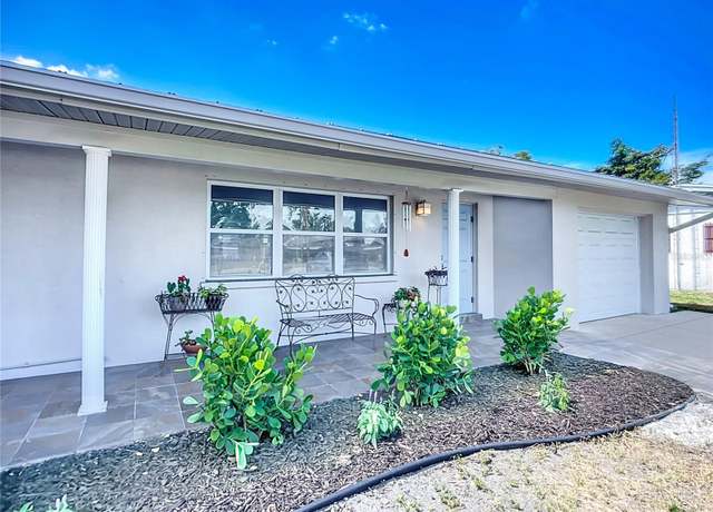 Property at 2108 Lee Ln, Sarasota, FL 34231, 2 beds, 2 baths