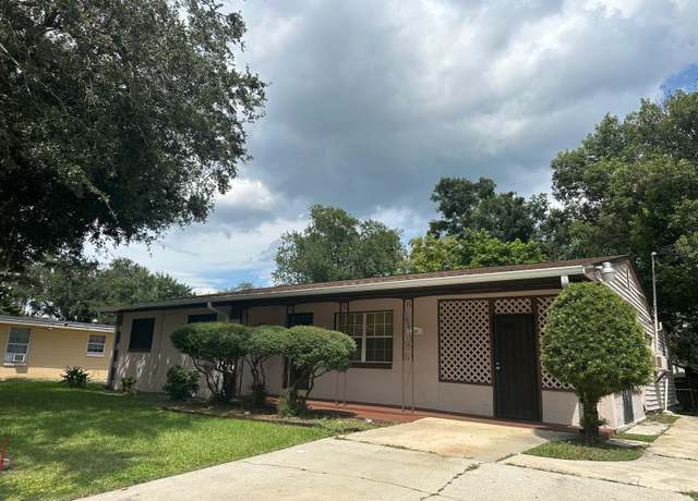 Property at 707 S Thacker Ave, Kissimmee, FL 34741, 3 beds, 1 bath