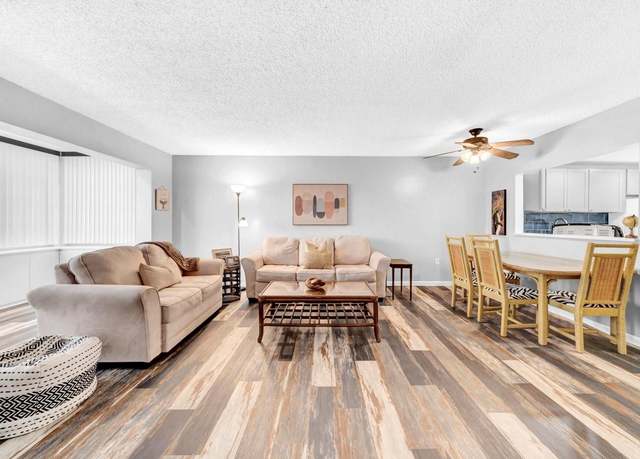 Property at 6960 20th Ave N #307, St Petersburg, FL 33710, 2 beds, 2 baths