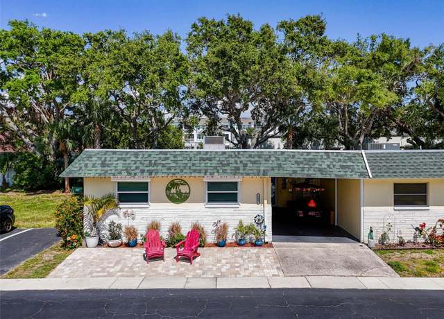 Property at 149 Sky Loch Dr E, Dunedin, FL 34698, 2 beds, 2 baths