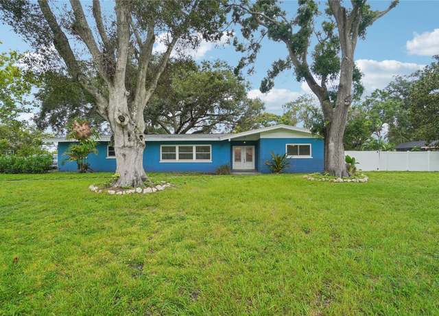 Property at 1712 Robin Hood Ln, Clearwater, FL 33764, 3 beds, 2 baths