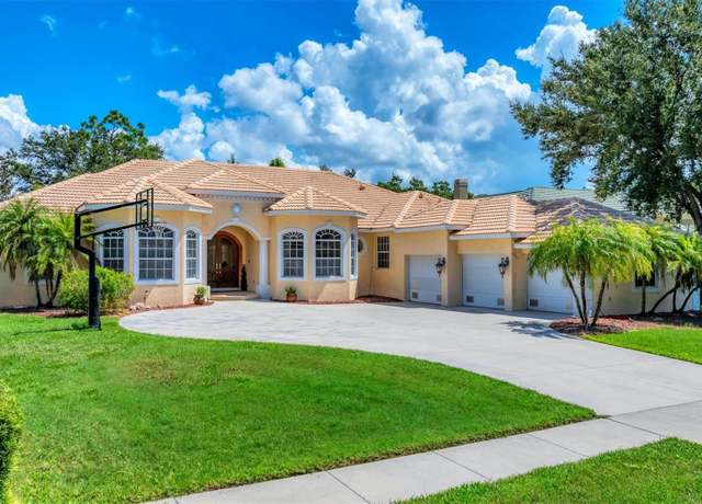 Property at 1255 Sorrento Woods Blvd, Nokomis, FL 34275, 4 beds, 3.5 baths
