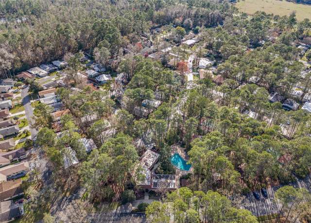 Property at 8531 NW 39th Cir, Gainesville, FL 32653, 2 beds, 2 baths