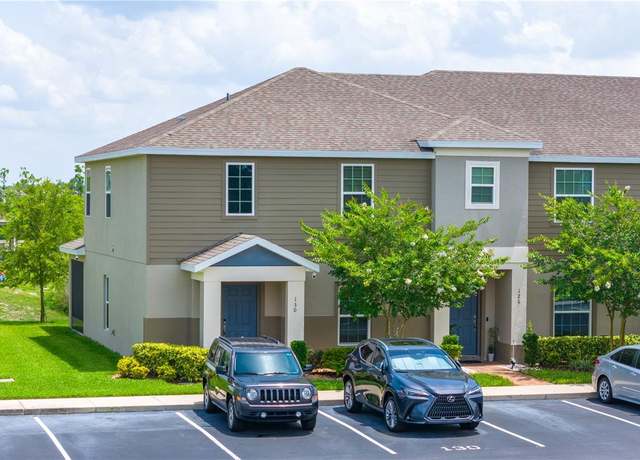 Property at 130 Claire Ln, Davenport, FL 33837, 4 beds, 3 baths