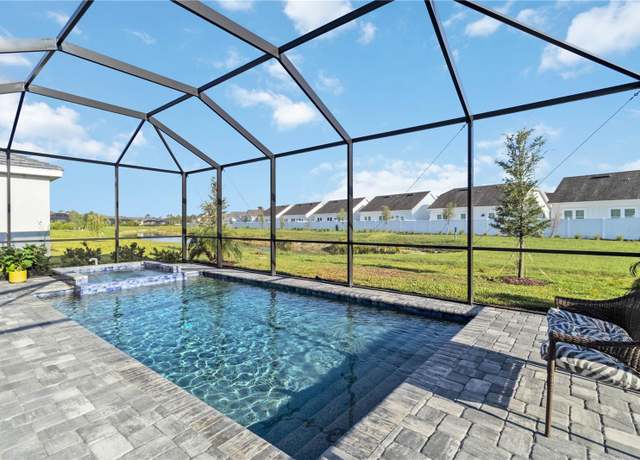 Property at 11330 Burgundy Dr, Venice, FL 34293, 3 beds, 2 baths