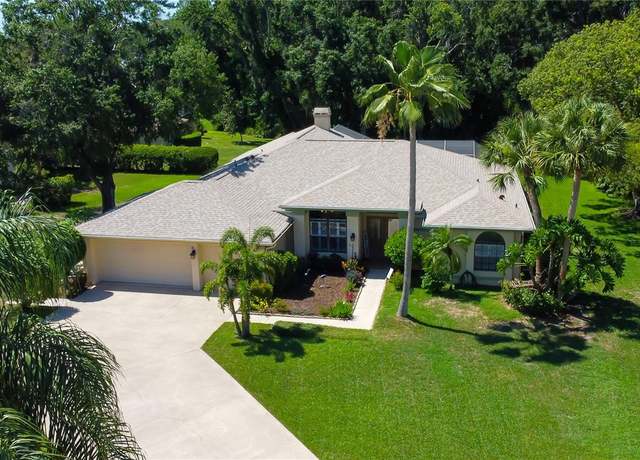 Property at 3353 Wedgewood Way, Tarpon Springs, FL 34688, 4 beds, 3 baths