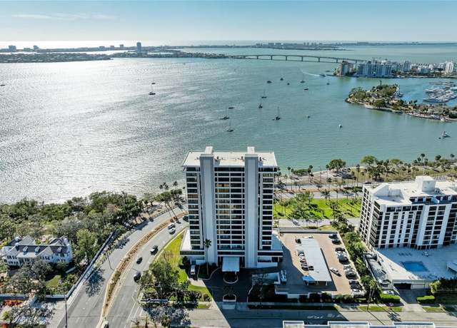 Property at 770 S Palm Ave #404, Sarasota, FL 34236, 2 beds, 2 baths