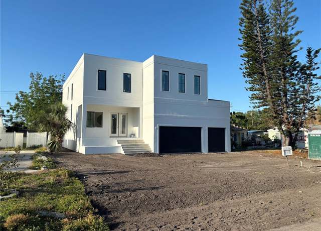 Property at 4716 W Lawn Ave, Tampa, FL 33611, 5 beds, 5 baths