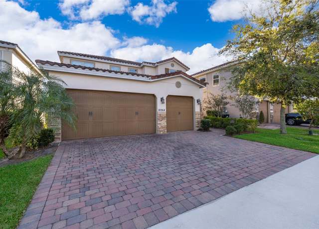 Property at 10264 Henbury St, Orlando, FL 32832, 4 beds, 3.5 baths