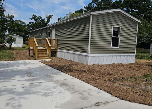Property at 117 4th St, Winter Haven, FL 33880, 3 beds, 2 baths