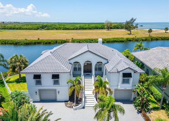 Property at 1024 Sonata Ln, Apollo Beach, FL 33572, 4 beds, 3.5 baths