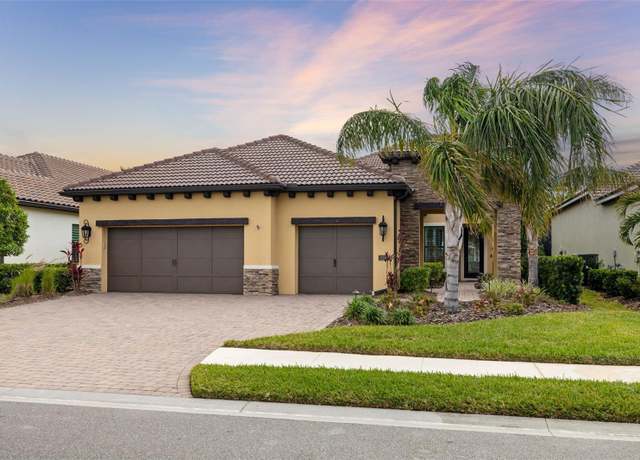 Property at 224 Corelli Dr, Nokomis, FL 34275, 3 beds, 2.5 baths