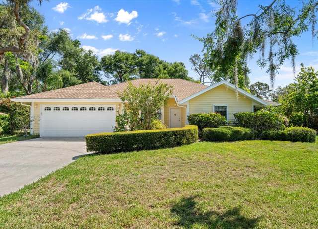 Property at 13511 4th Plz E, Bradenton, FL 34212, 3 beds, 2.5 baths
