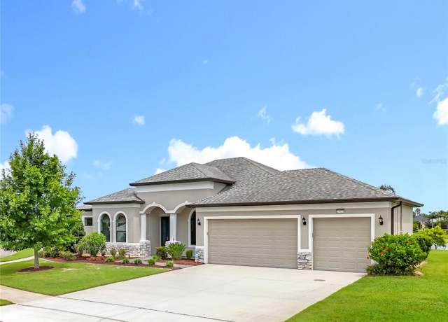 Property at 1977 Weymouth Ct, Mount Dora, FL 32757, 4 beds, 3 baths