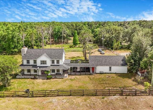 Property at 8922 Pritcher Rd, Lithia, FL 33547, 4 beds, 2 baths