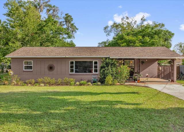 Property at 512 Dixson St, Orange City, FL 32763, 2 beds, 1 bath