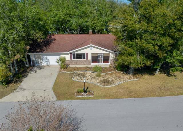 Property at 8639 SW 116th Lane Rd, Ocala, FL 34481, 3 beds, 2 baths