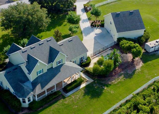Property at 10809 Arrowtree Blvd, Clermont, FL 34715, 5 beds, 4.5 baths