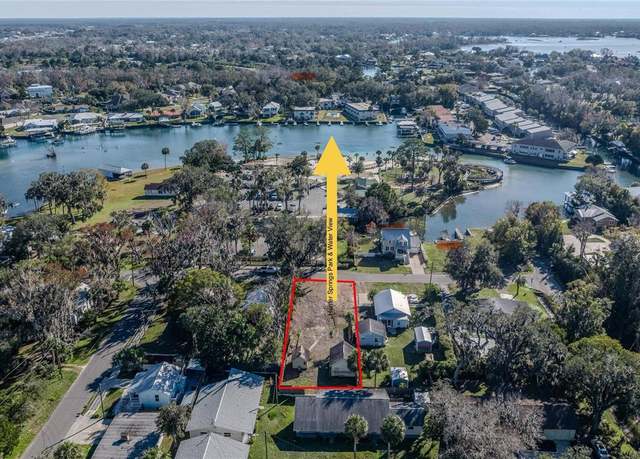 Property at 27 NE 2nd St, Crystal River, FL 34429