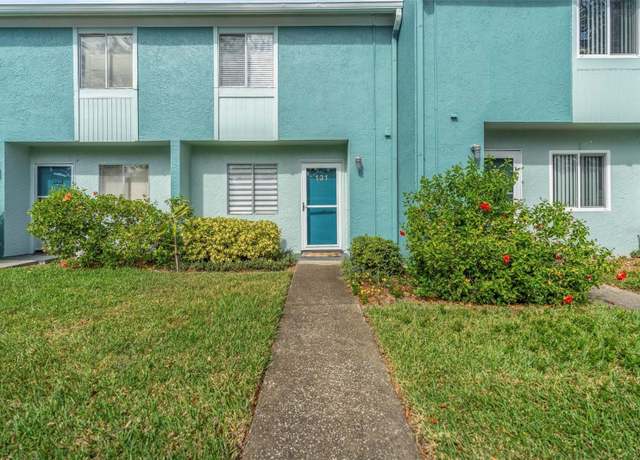 Property at 131 114th Ter NE #131, St Petersburg, FL 33716, 2 beds, 1.5 baths