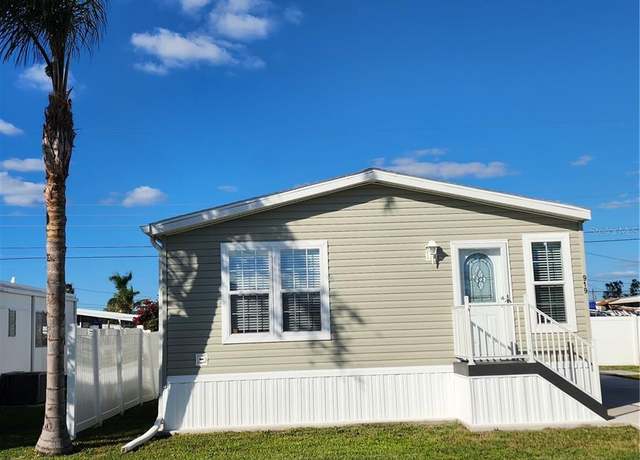 Property at 919 50th Ave W, Bradenton, FL 34207, 2 beds, 2 baths