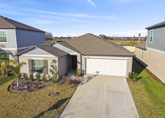 Property at 22103 Blazing Star Run, Land O Lakes, FL 34637, 4 beds, 2 baths