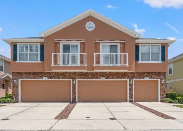Property at 589 52nd Ave N, St Petersburg, FL 33703, 3 beds, 2.5 baths
