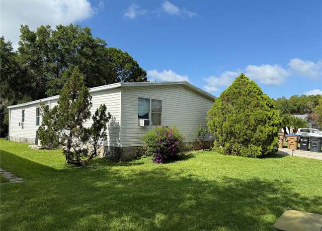 Property at 2620 Einwood Dr, Kissimmee, FL 34758, 3 beds, 2 baths