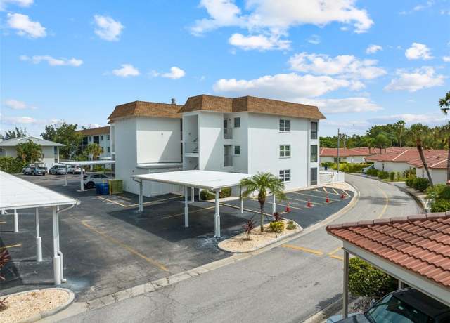 Property at 110 Vista Hermosa Cir Unit 302B, Sarasota, FL 34242, 2 beds, 2 baths