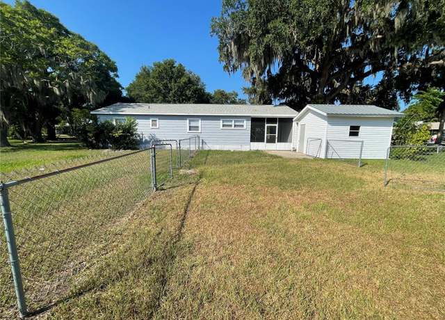 Property at 398 Mimosa Ave, Homeland, FL 33847, 3 beds, 1 bath