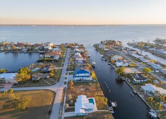 Property at 174 Severin Rd SE, Port Charlotte, FL 33952, 3 beds, 2 baths