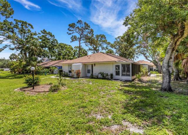 Property at 5356 Royal Palm Ave #5356, Sarasota, FL 34234, 2 beds, 2 baths