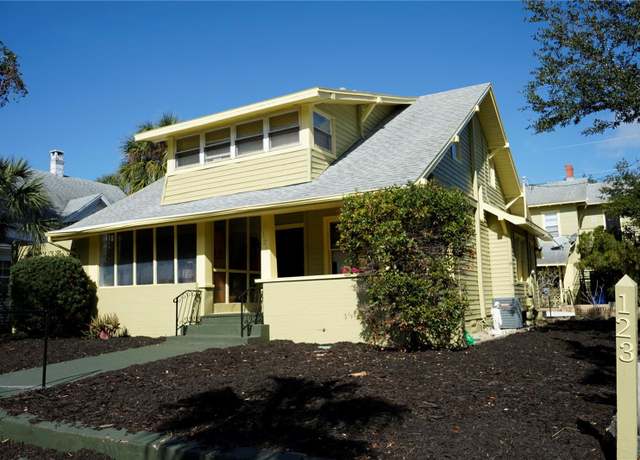 Property at 121 7th Ave N, St Petersburg, FL 33701, 6 beds, 6 baths