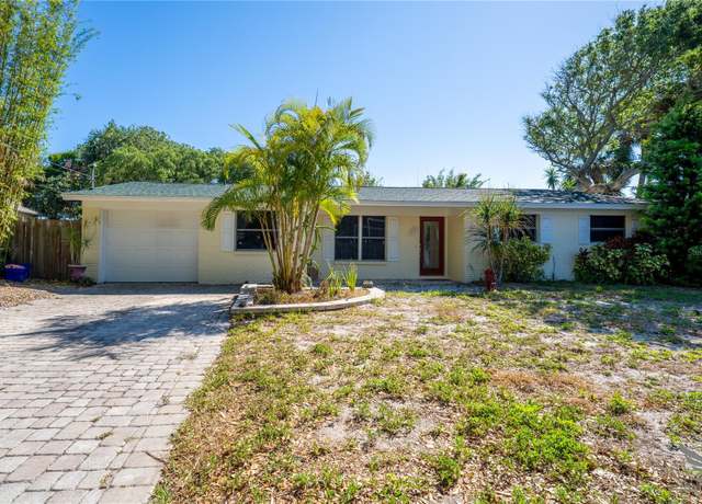 Property at 1 Carley Cir, New Smyrna Beach, FL 32169, 3 beds, 3 baths