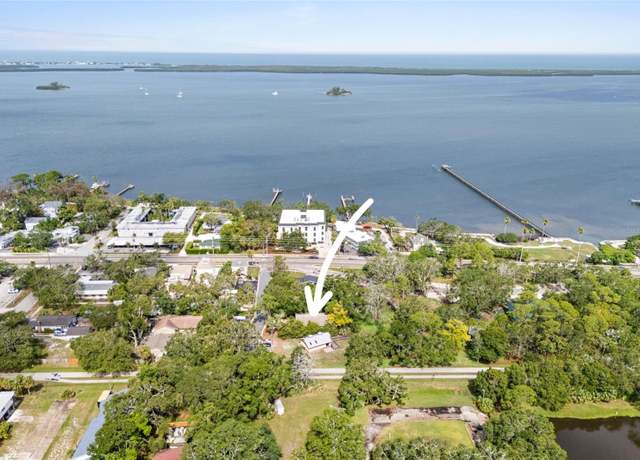 Property at 328 Pershing St, Dunedin, FL 34698, 4 beds, 2 baths