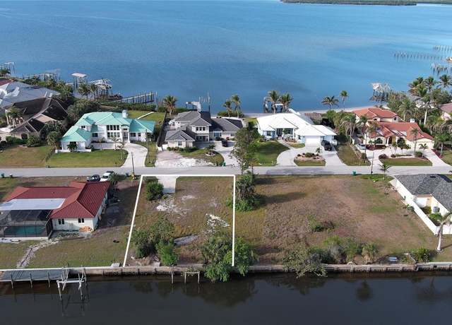 Property at 114 Graham St SE, Port Charlotte, FL 33952