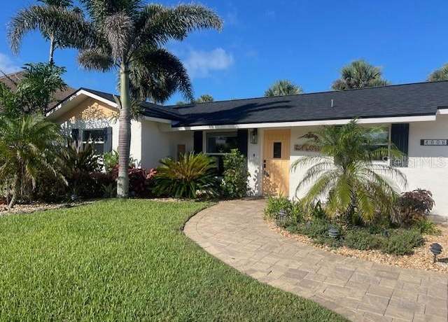 Property at 4606 Doris Dr, New Smyrna Beach, FL 32169, 3 beds, 3 baths