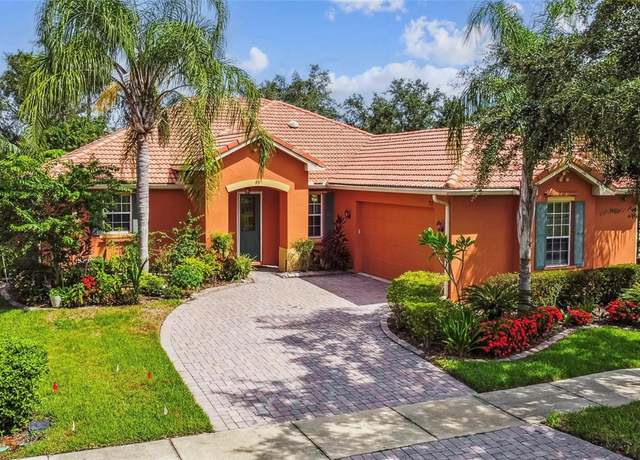 Property at 93 Auburn Dr, Poinciana, FL 34759, 3 beds, 2 baths