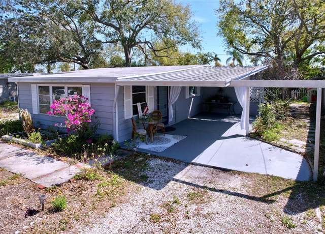 Property at 10128 114th Ter N, Largo, FL 33773, 2 beds, 1 bath