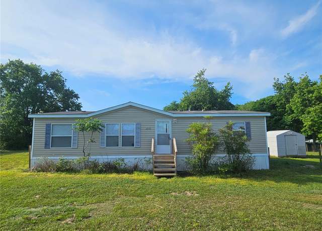 Property at 4250 E Nebraska Ln, Hernando, FL 34442, 3 beds, 2 baths
